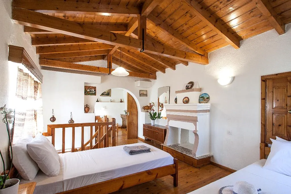 VILLA THREE BEDROOMS Room, Koukias Village, Skiathos