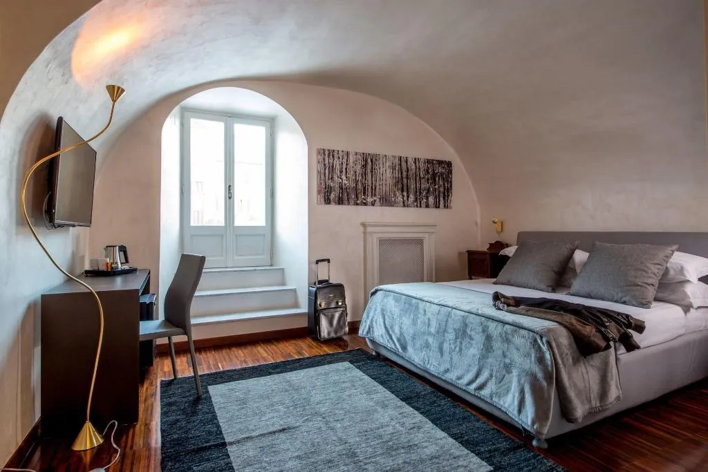 Room, Palazzo De Cupis Suites And View, Rome