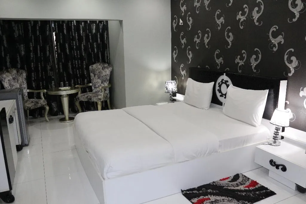 Double or Twin STANDARD Room, White Fort Hotel, Dubai