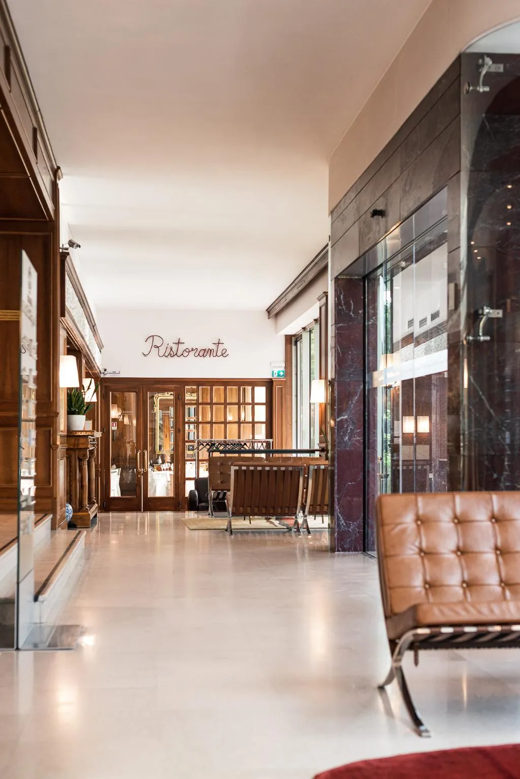 Lobby, Dei Congressi, Rome