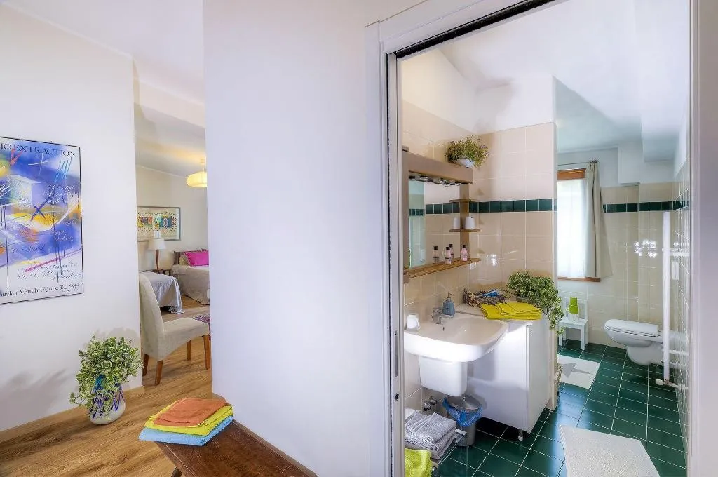 Room, Rita's Garden, Milan