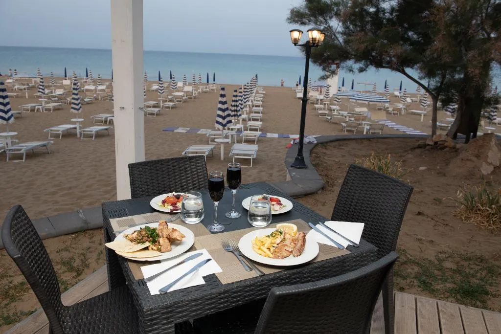 Restaurant, Hotel Club Eloro, Catania