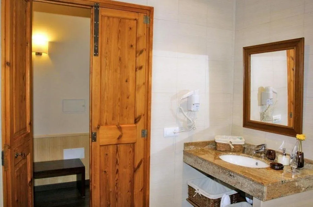 Room, Can Abril, Majorca
