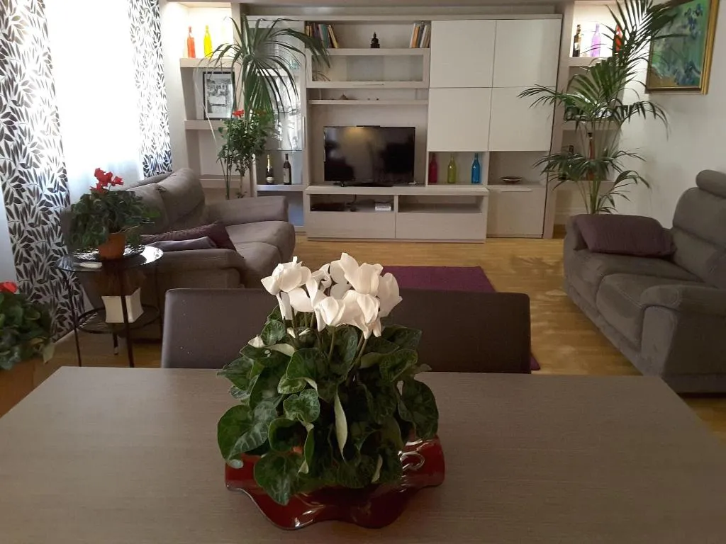 Room, Prestige B&B, Catania