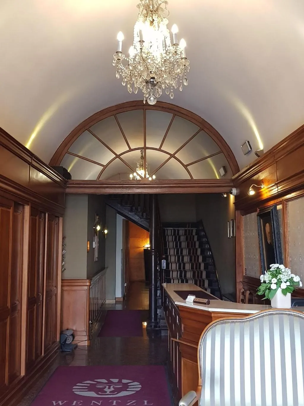 Lobby, Wentzl, Krakow
