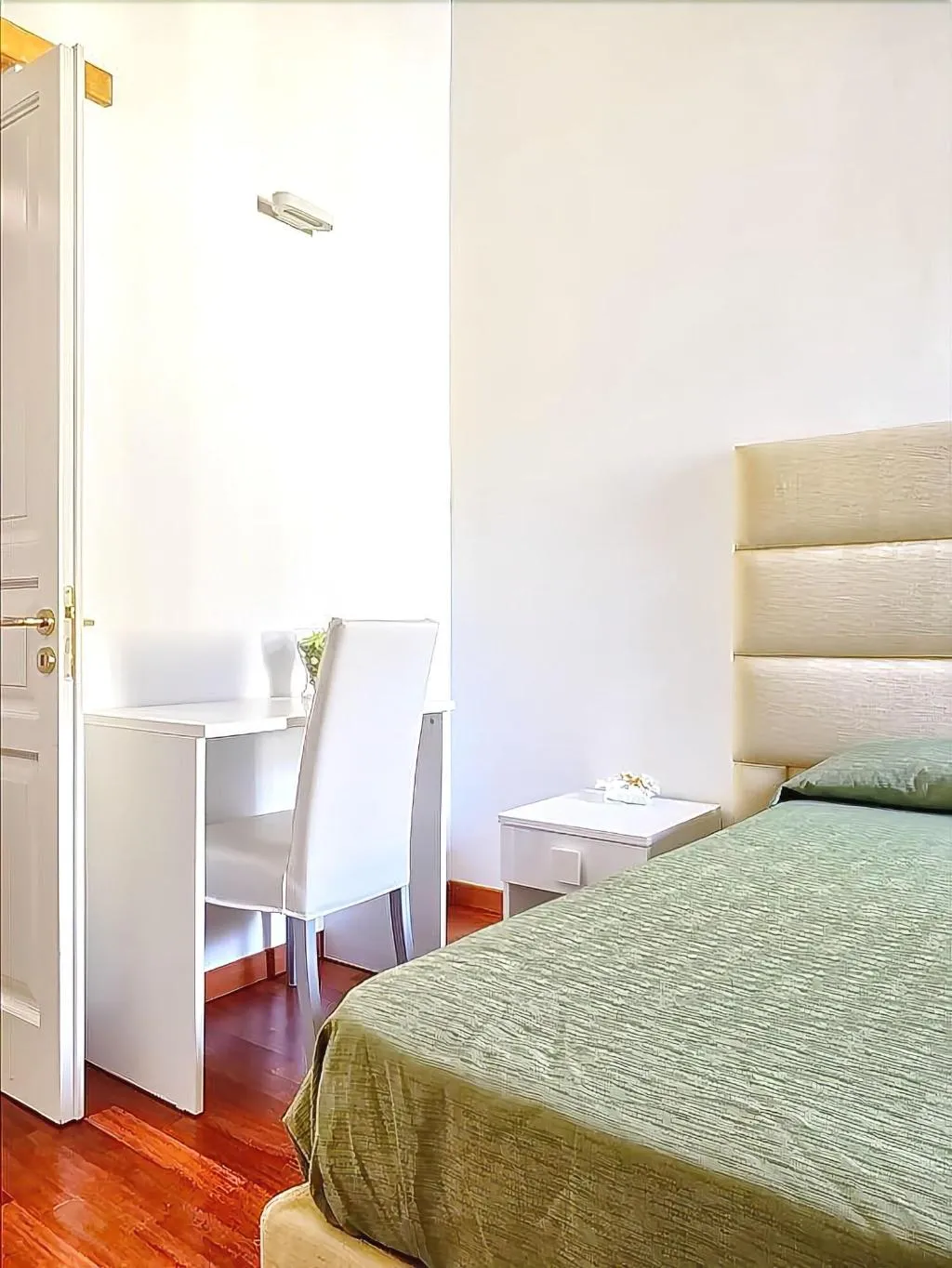 Room, B B Villa Elisa, Naples