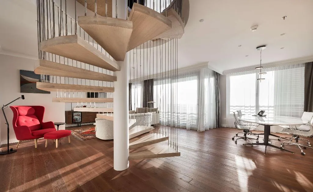 Room, NH Collection Madrid Eurobuilding, Madrid