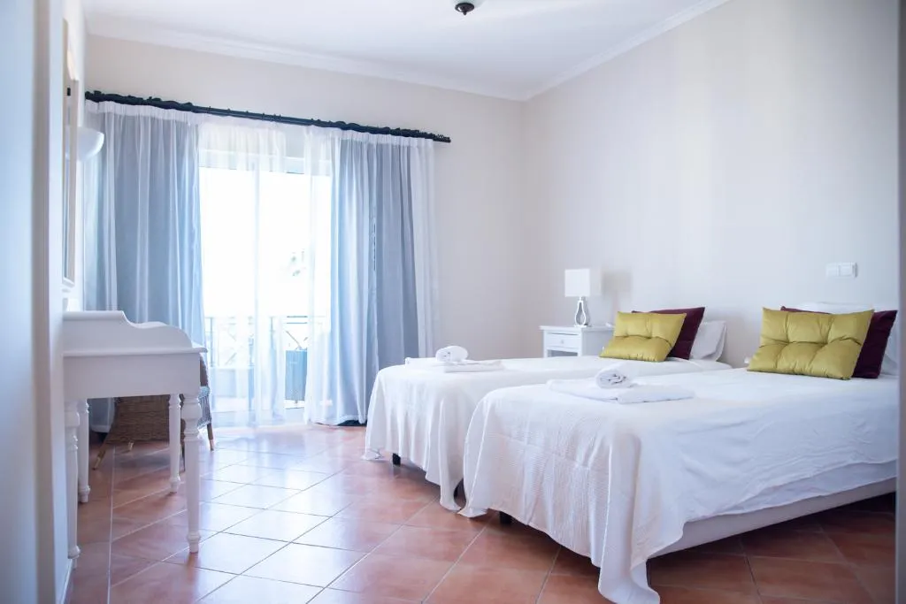 APARTMENT THREE BEDROOMS Room, Colina Verde Resort, Algarve