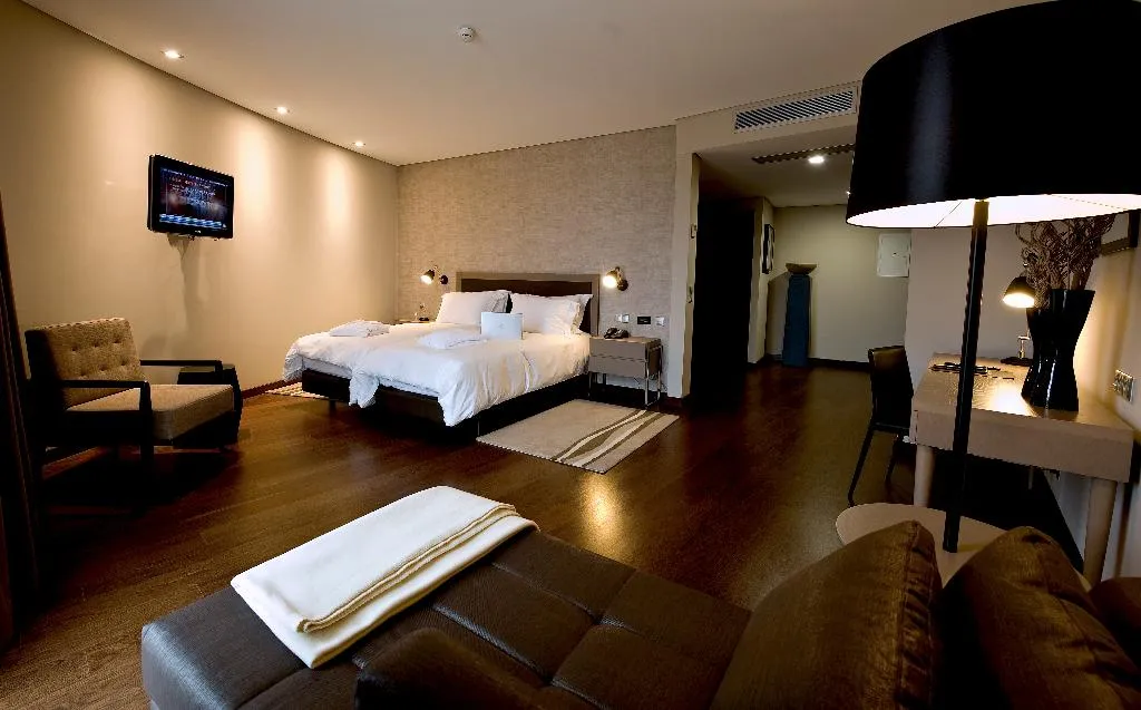 JUNIOR SUITE STANDARD Room, Villa Batalha, Porto
