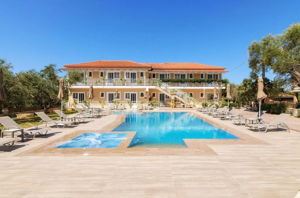 Sports and Entertainment, Artemis Room, Zante