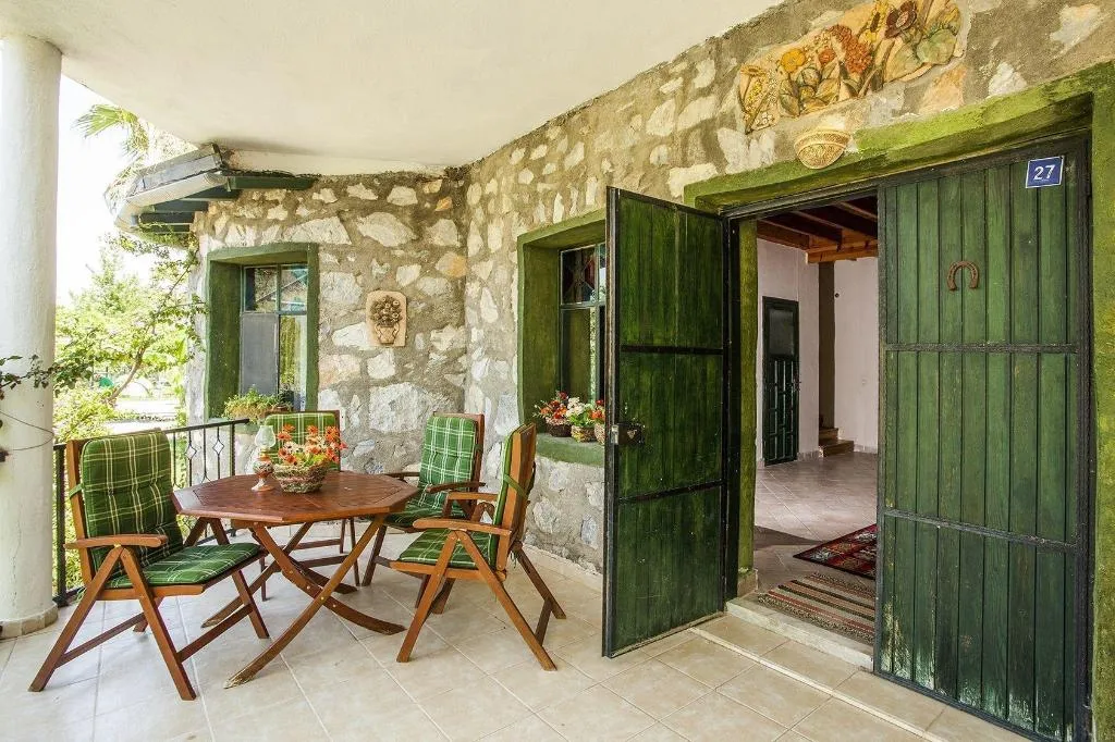 Terrace, Otantik Tas Ev, Dalaman