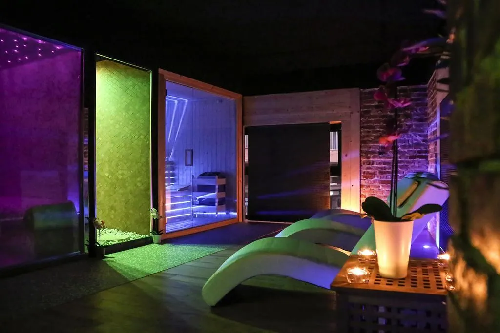 Sports and Entertainment, Hotel Angioino & Spa, Naples