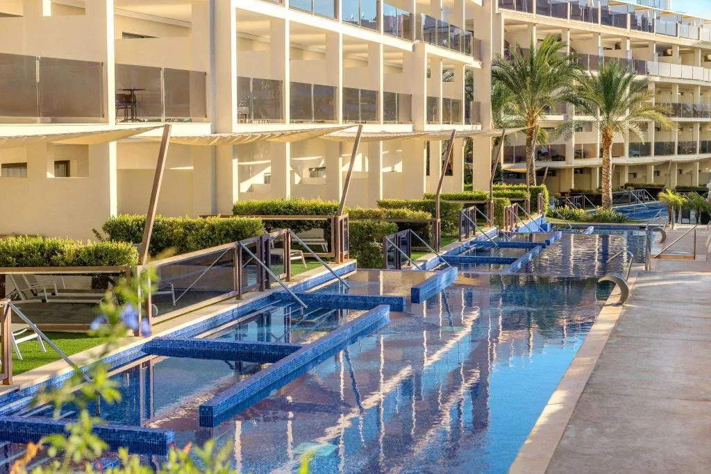 Pool, Zafiro Palace Palmanova, Majorca