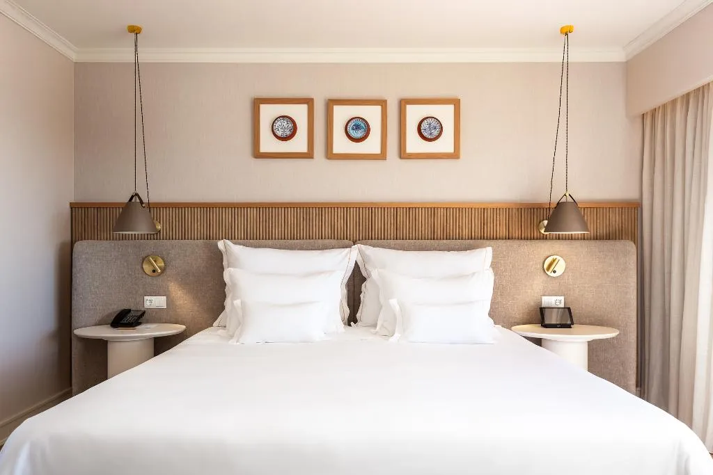 Double or Twin CLASSIC SEA VIEW Room, Grande Real Santa Eulalia Resort & Hotel Spa, Algarve