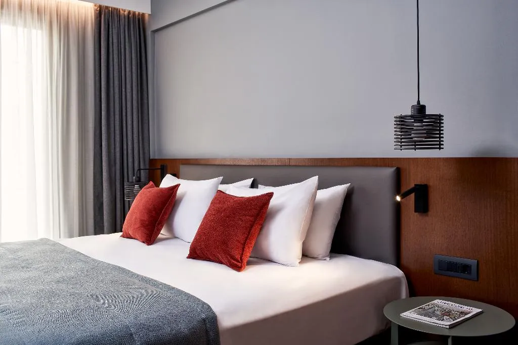 SINGLE STANDARD Room, Achilleas Hotel, Athens