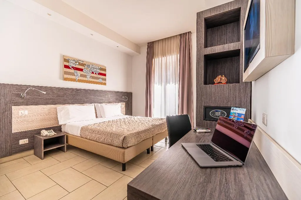 Room, Napoli Suite, Naples