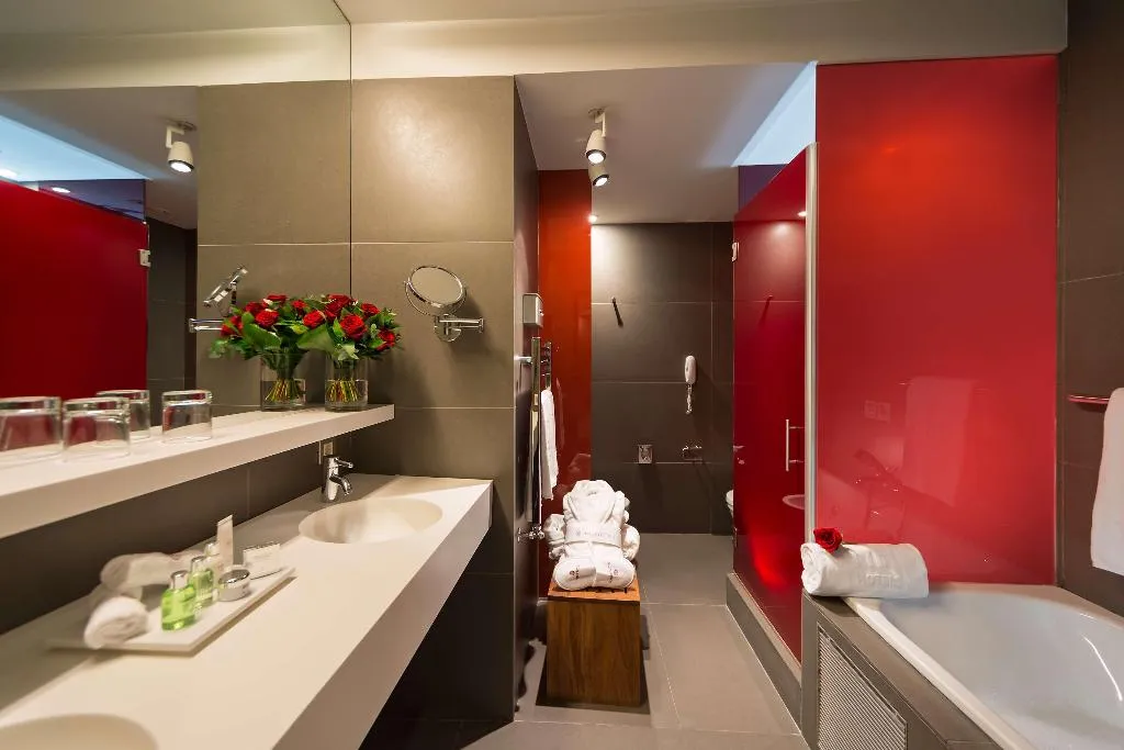 Room, NH Collection Barcelona Constanza, Barcelona