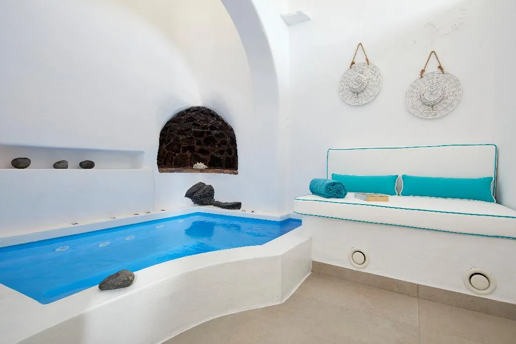SUITE GRAND Room, Nano Suites, Santorini