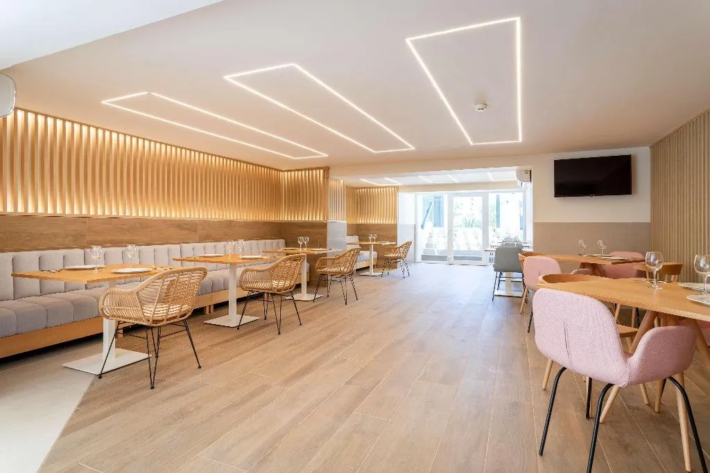 Restaurant, Halley Hotel & Apartments Affiliated by Meliá, Costa Blanca