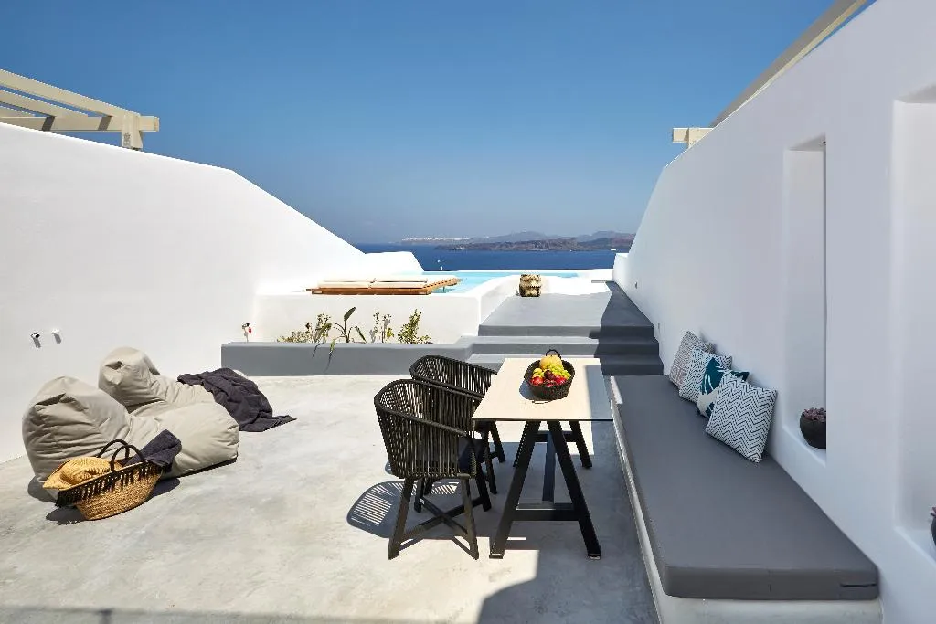 SUITE WITH PRIVATE POOL Room, Phos The Boutique Luxury Hotel & Villas, Santorini
