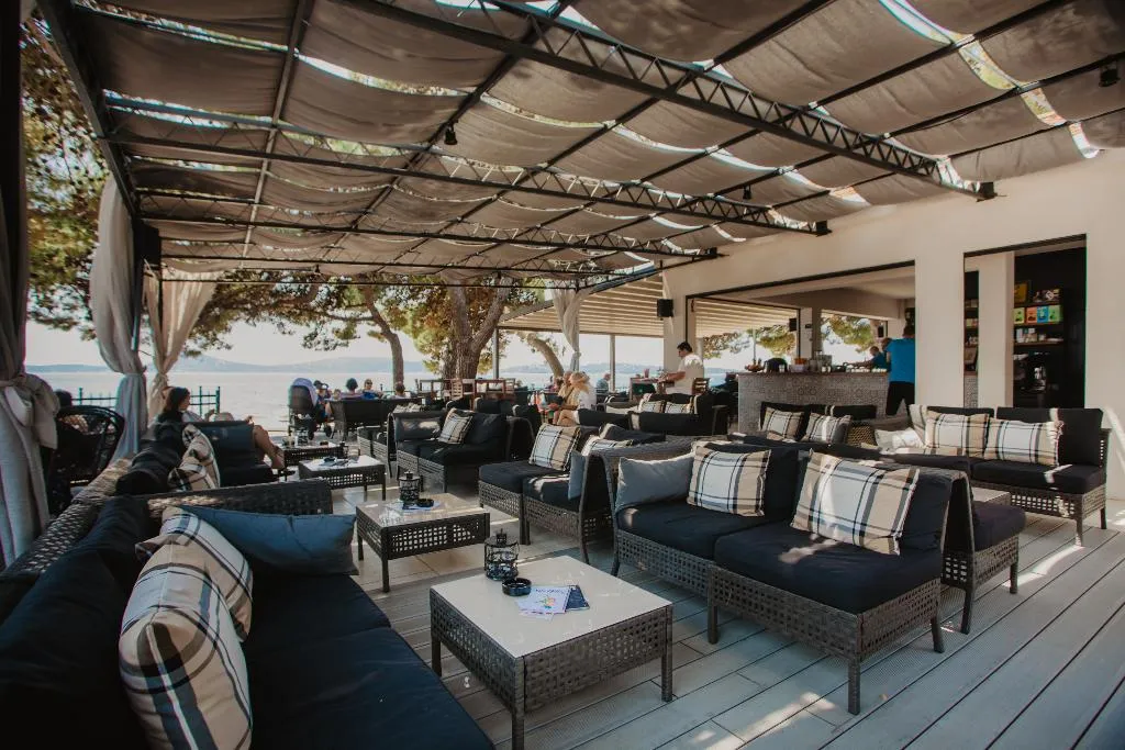 Bar, Villa Arausa, Split