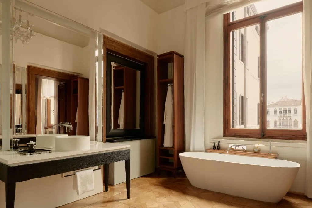 Room STANDARD Room, Aman Venice, Venice