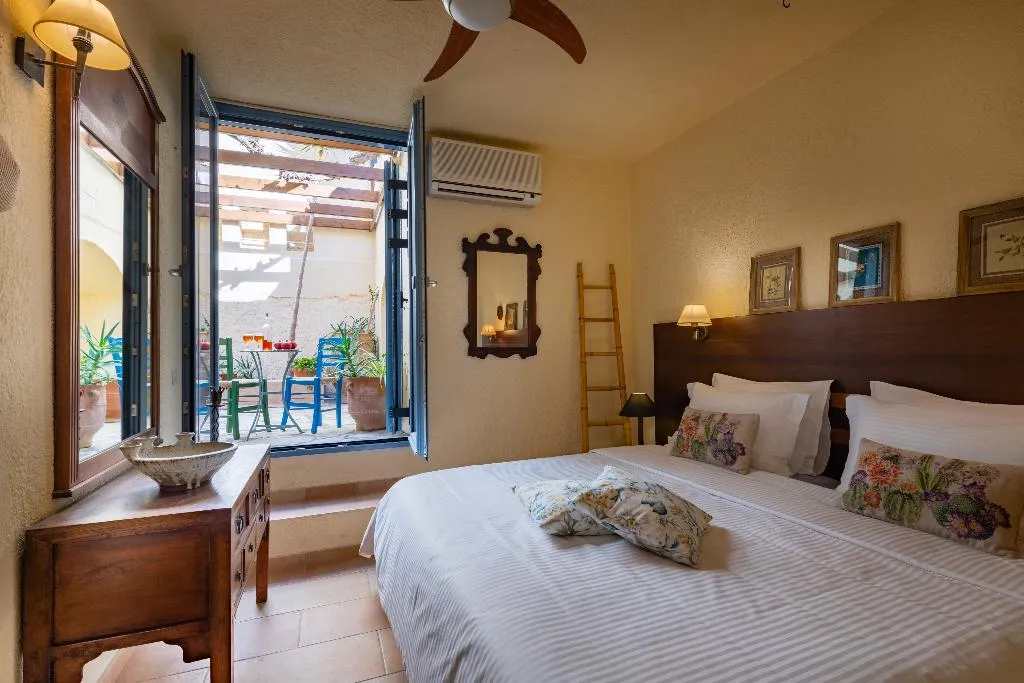 APARTMENT SUPERIOR SEA FRONT Room, Porto Sisi Hotel Apartments, Crete