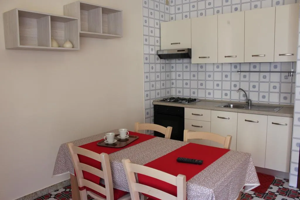 APARTMENT CAPACITY 2 ONE BEDROOM Room, Casa Vacanza San Pietro, Naples