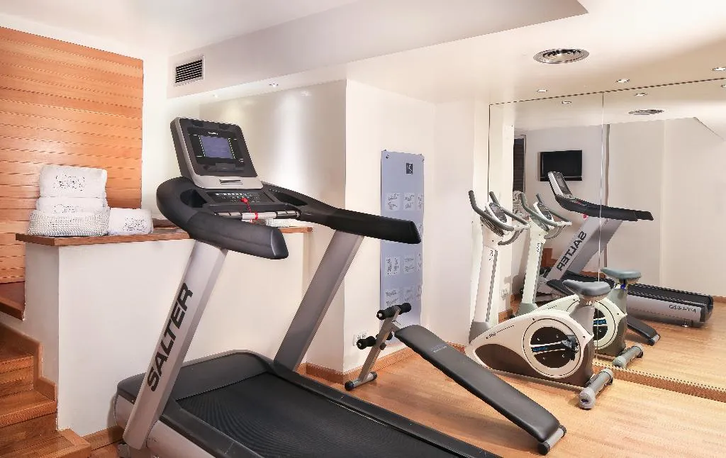 Sports and Entertainment, Gran Derby Suites, Barcelona