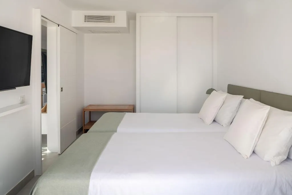 APARTMENT STANDARD Room, Nazaret Beach, Lanzarote