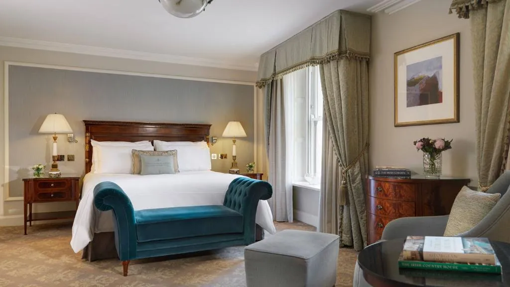 Room, The Shelbourne, Autograph Collection, Dublin