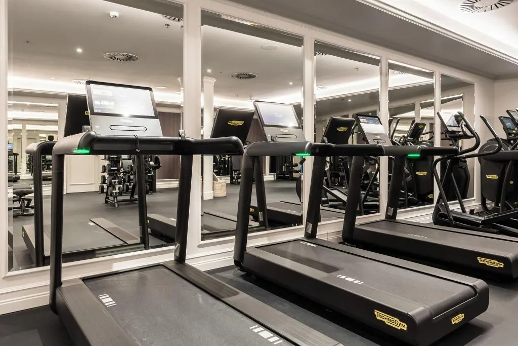 Sports and Entertainment, Sofitel Barcelona Skipper, Barcelona