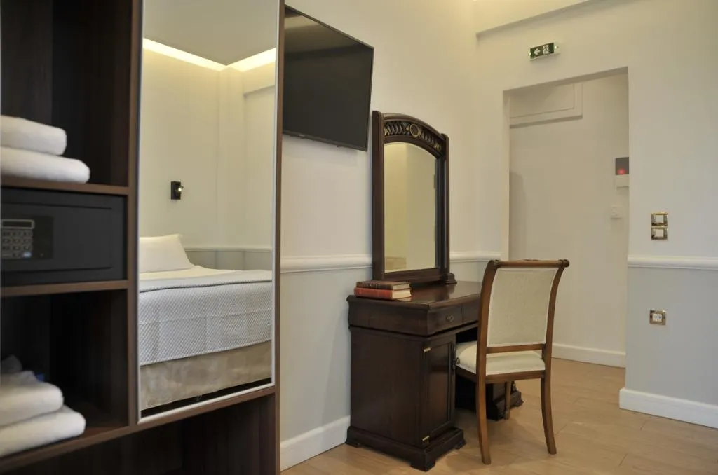 DOUBLE PREMIUM Room, Acropolis Ami Boutique Hotel, Athens
