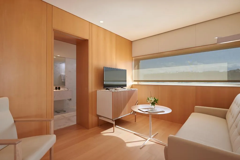 JUNIOR SUITE STANDARD Room, Melia Palma Bay, Majorca
