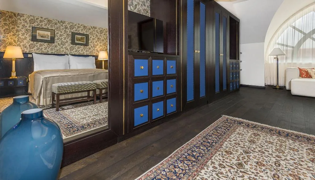 SUITE GARDEN VIEW Room, Hotel Savoy Prague, Prague