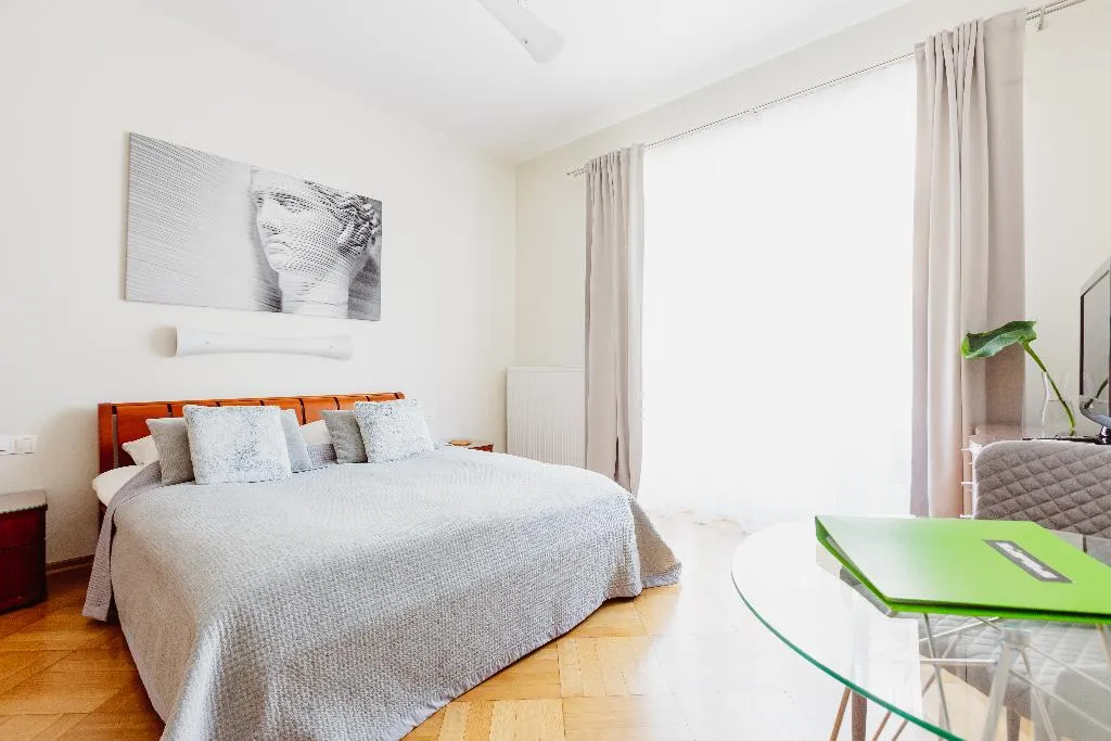 APARTMENT DELUXE Room, 4Seasons Apartments Cracow, Krakow