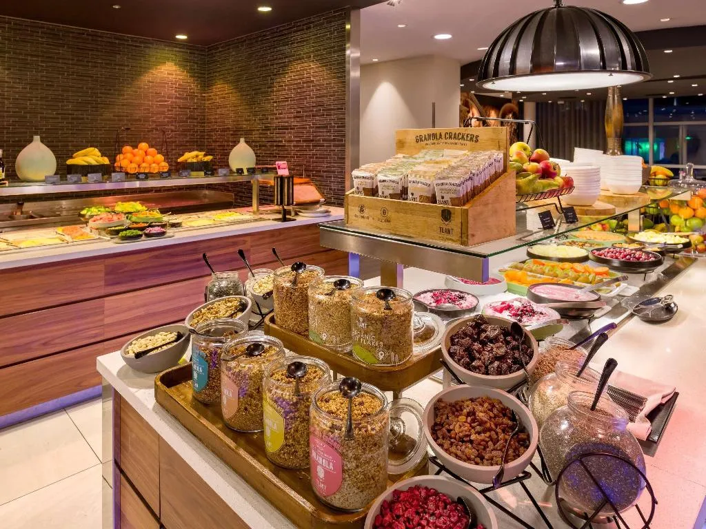 Restaurant, Movenpick Hotel Amsterdam City Centre, Amsterdam