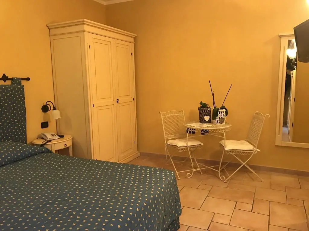 Room, Hotel Villa Del Parco, Olbia