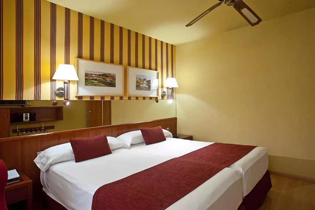 DOUBLE STANDARD Room, Ilunion Les Corts Spa, Barcelona