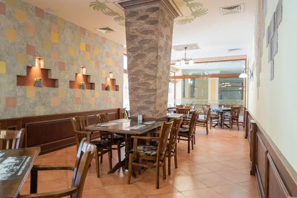 Bar, Palazzo, Bourgas