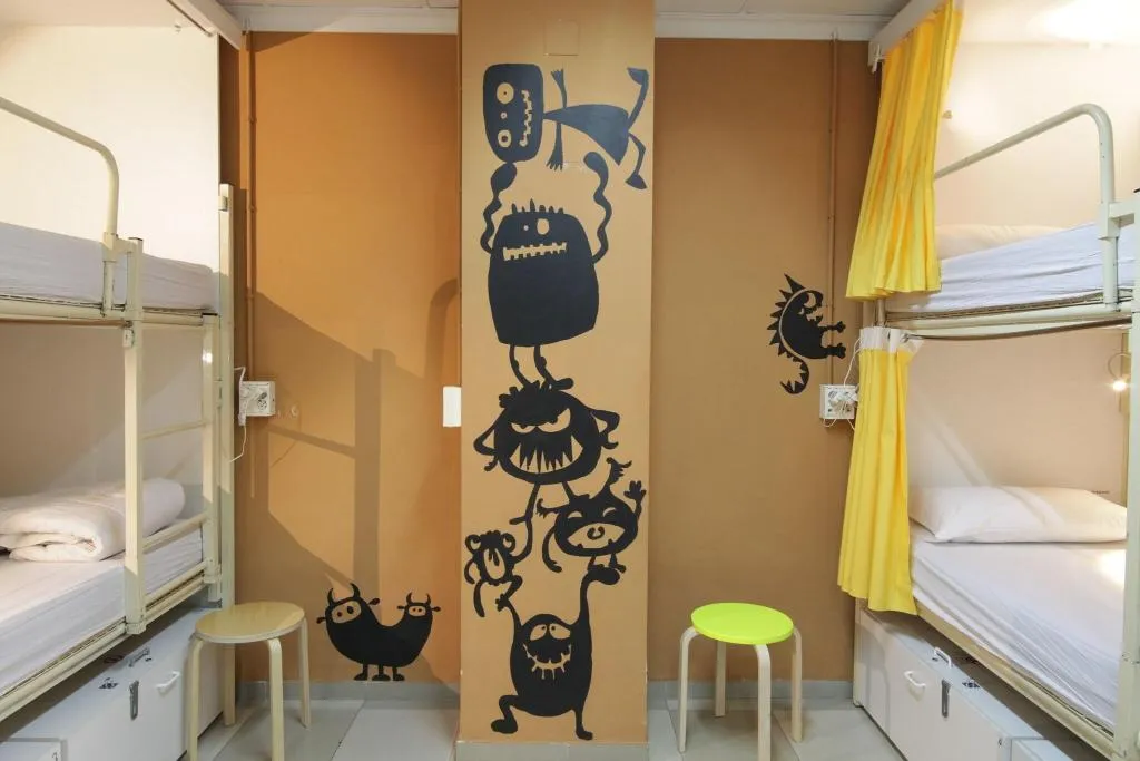 Bed in dormitory CAPACITY 8 WITH SHARED BATHROOM Room, The River Hostel, Valencia
