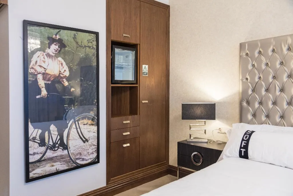 DOUBLE SINGLE USE STANDARD Room, Casual Belle Epoque Lisboa, Lisbon