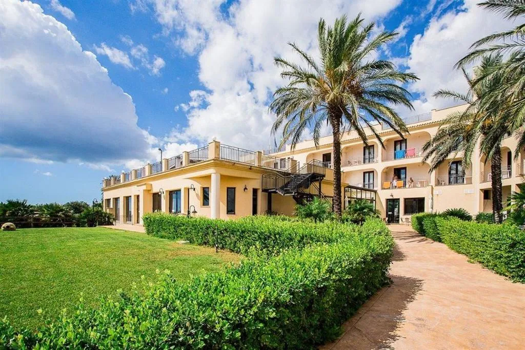 General view, Grand Hotel Selinunte, Palermo