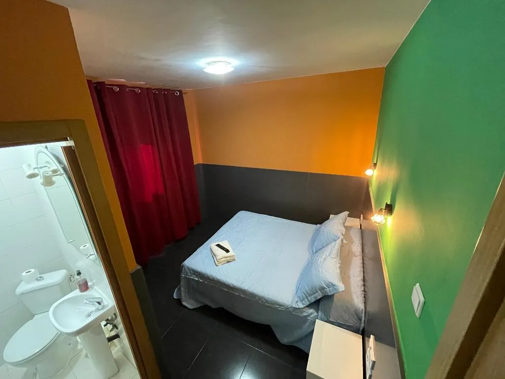 Double or Twin STANDARD Room, Hostal Numancia, Madrid