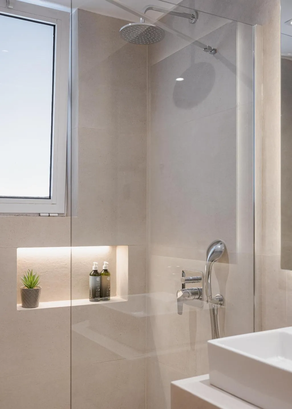 TWIN SUPERIOR Room, Acropolis Select, Athens