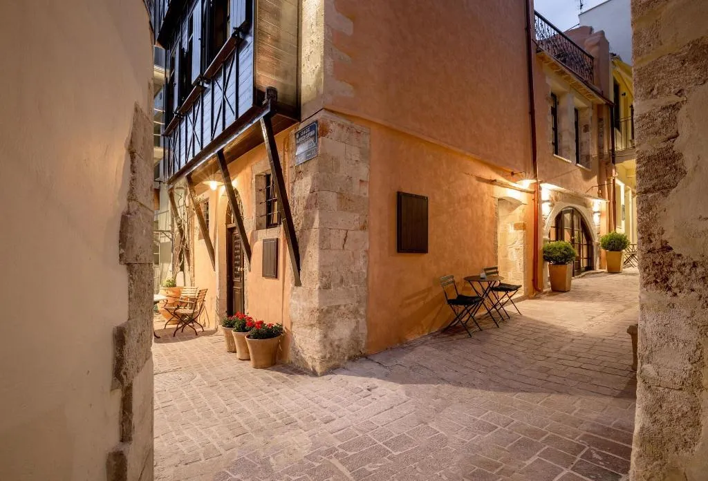 General view, J&G Suites, Crete