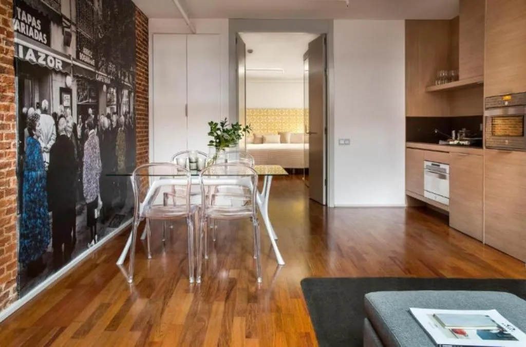 APARTMENT CAPACITY 3 Room, Eric Vokel Madrid Suites, Madrid