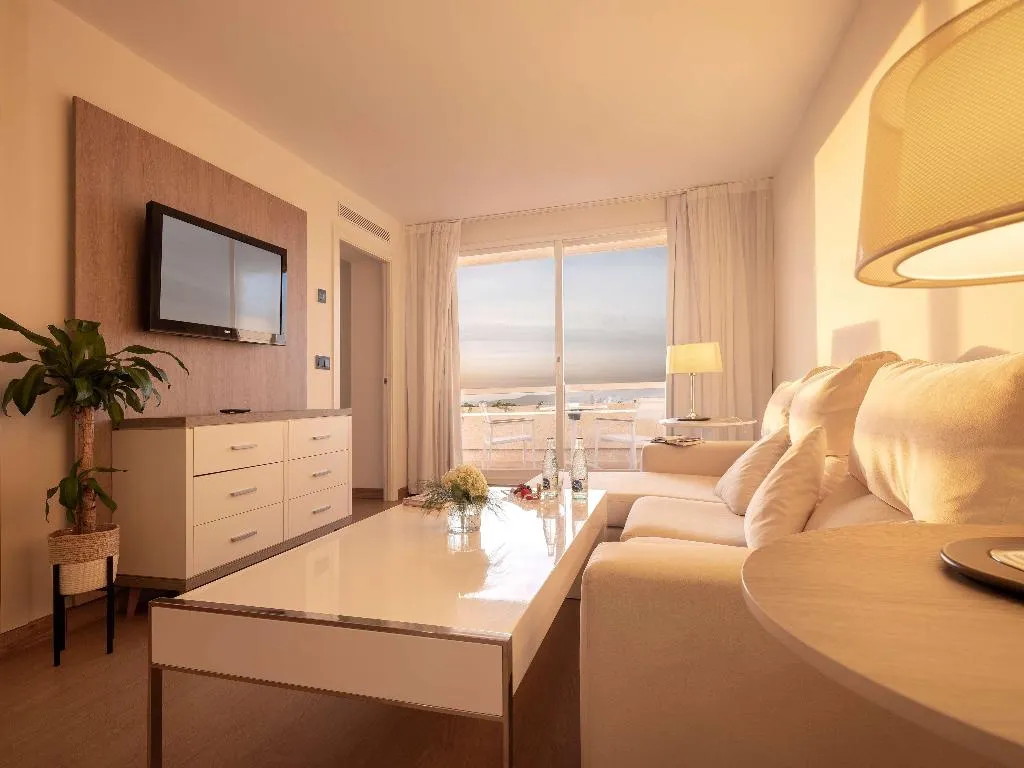 JUNIOR SUITE STANDARD Room, Melia Sitges, Costa Brava