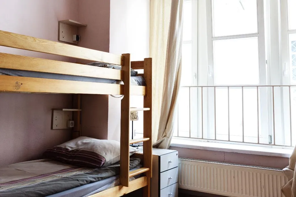 TRIPLE WITH SHARED BATHROOM Room, Heynow Hostel, Krakow