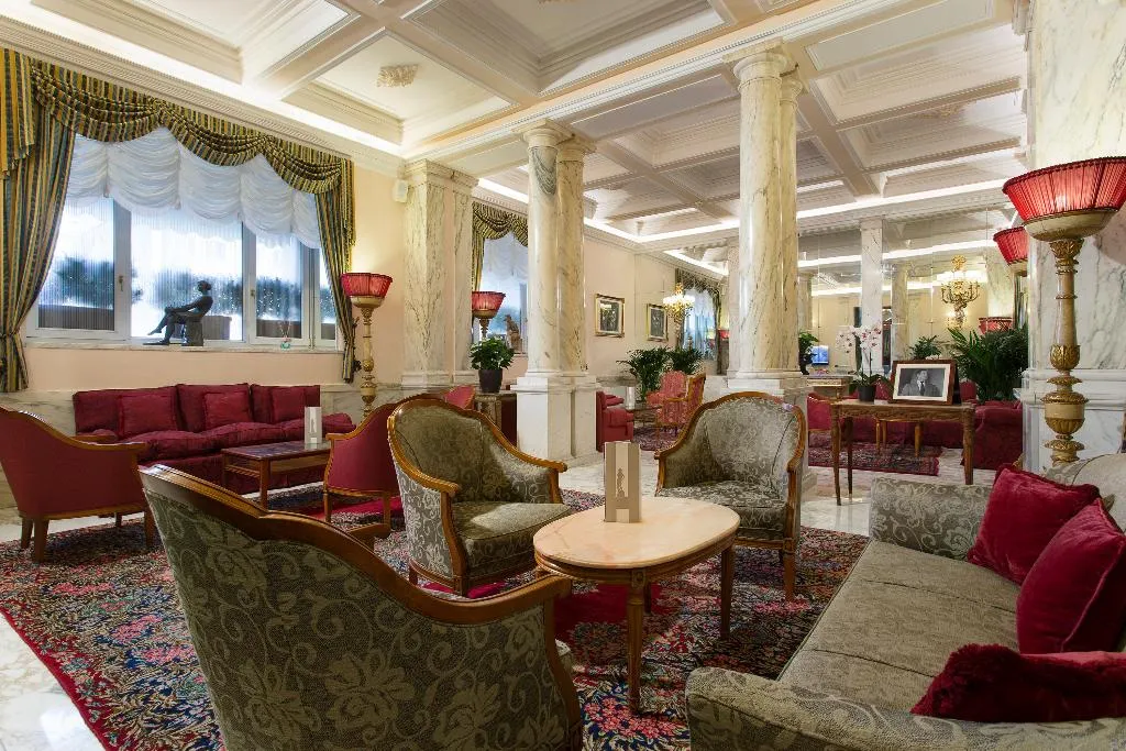 Bar, Nazionale, Rome